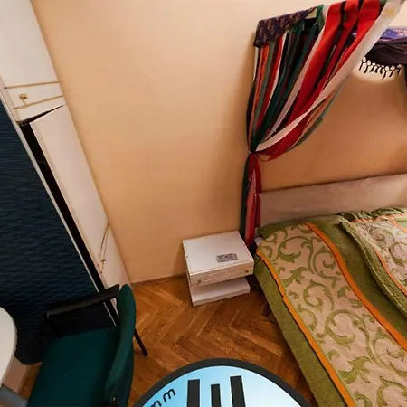 Locomotive Albergue *