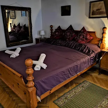Locomotive Hostel Budapest